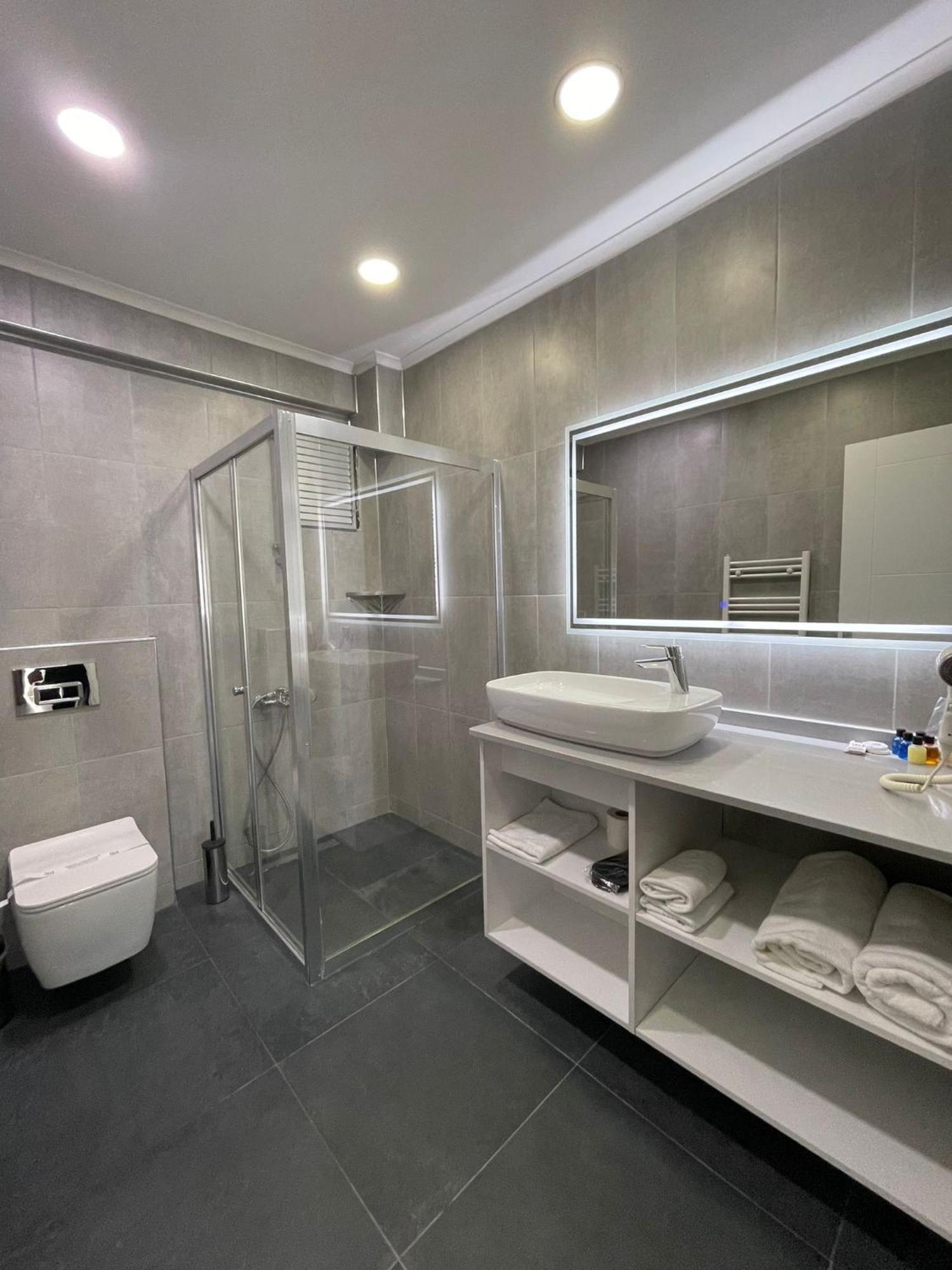 On4 Rooms & Suites Estambul Exterior foto